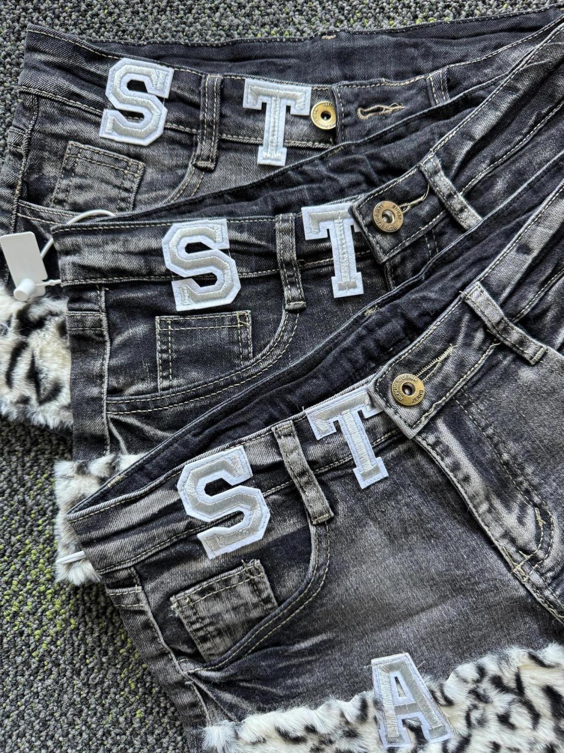 Y2k Embroidered Patch Denim Sh - огляд і ціна Women Fashion Jeans