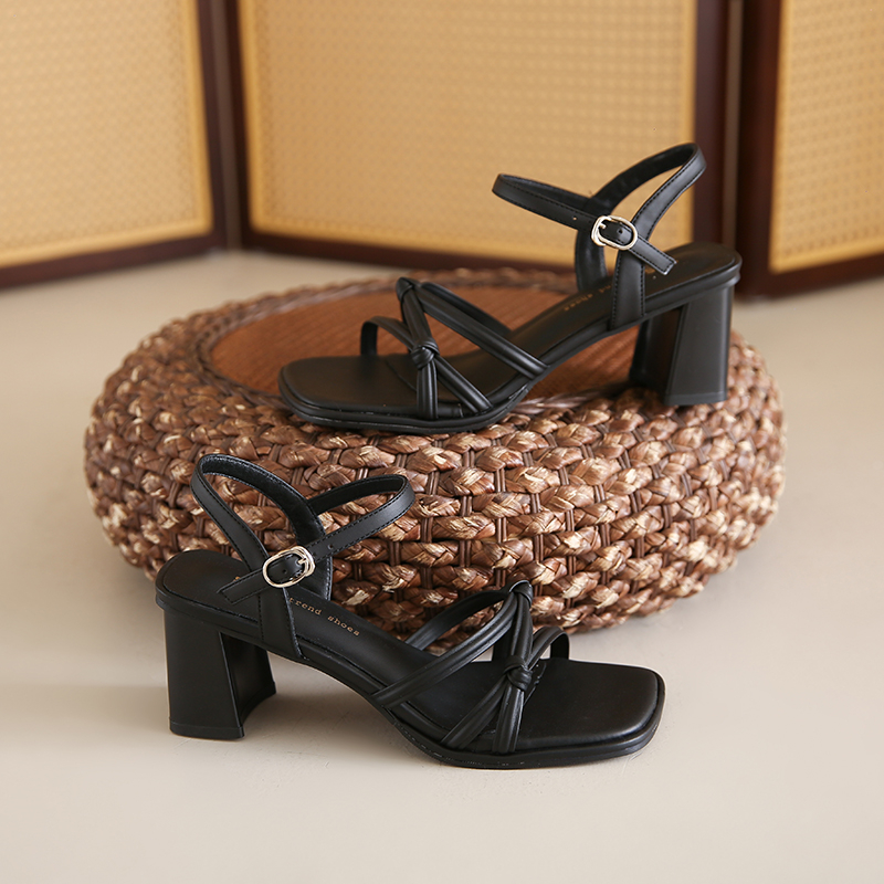 Silver Beautiful High Heels 20 - огляд і ціна Women Fashion Trend 2025